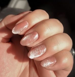 rose gold velvet nails