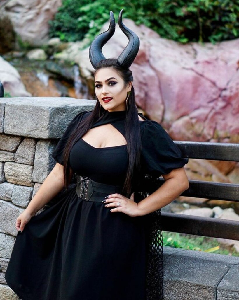 DIY Disney Villains Maleficent Halloween Costume Idea