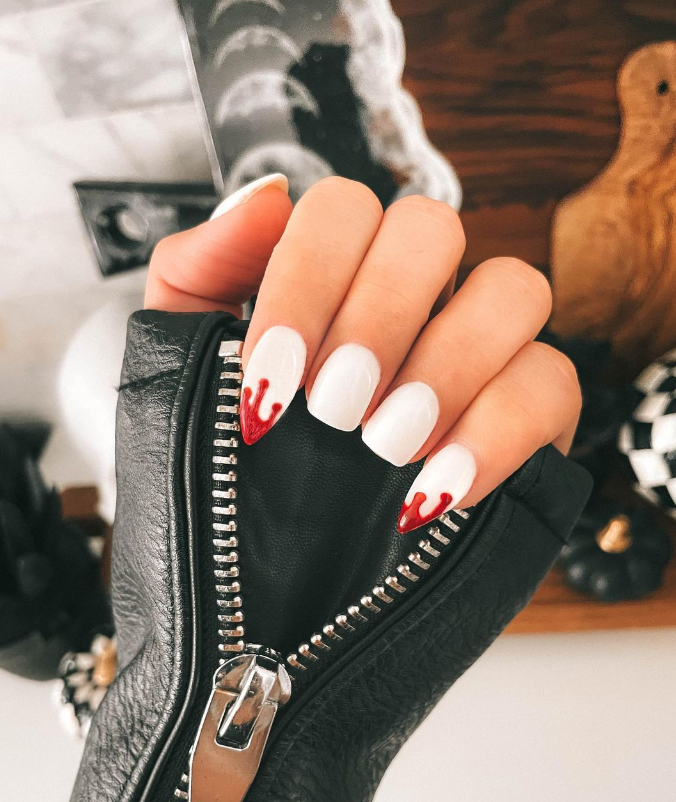 31 Spooky and Chic Halloween Nail Ideas