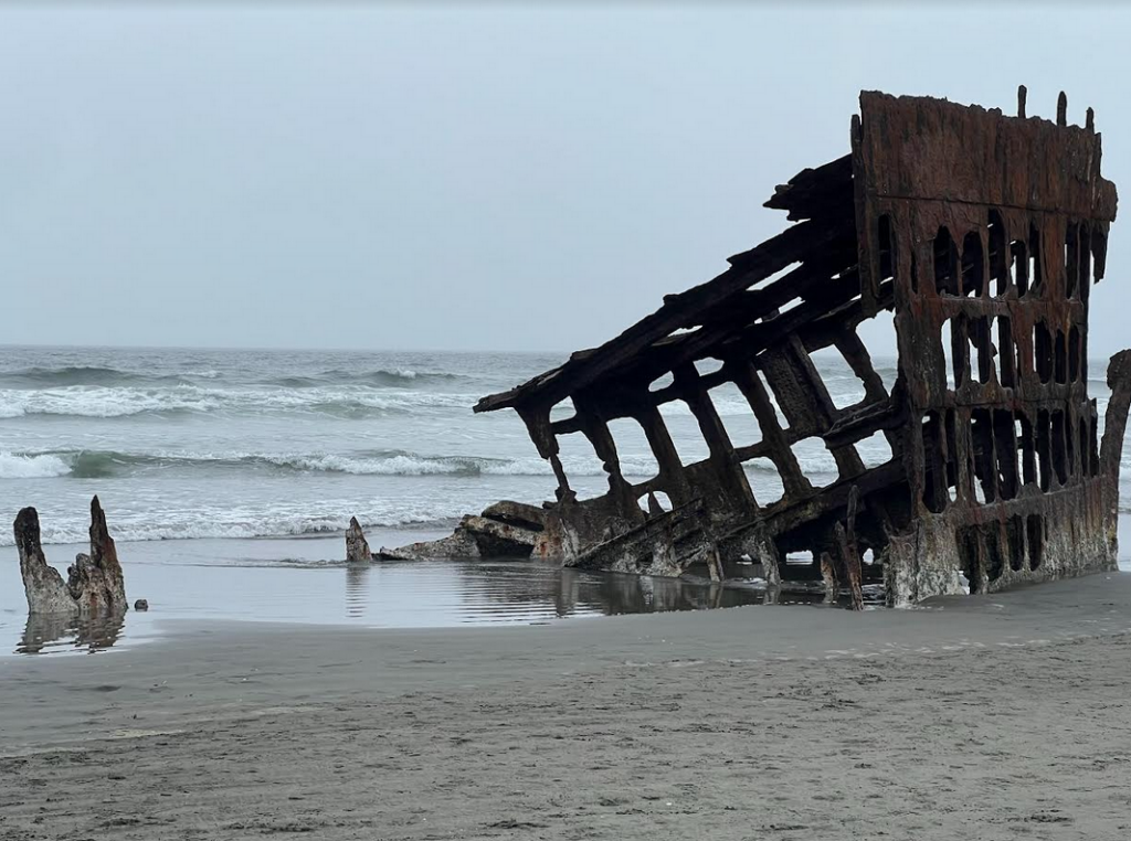 oregon shipwreck