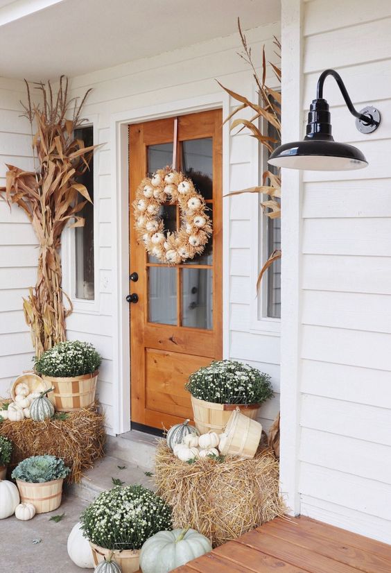 fall front porch decor