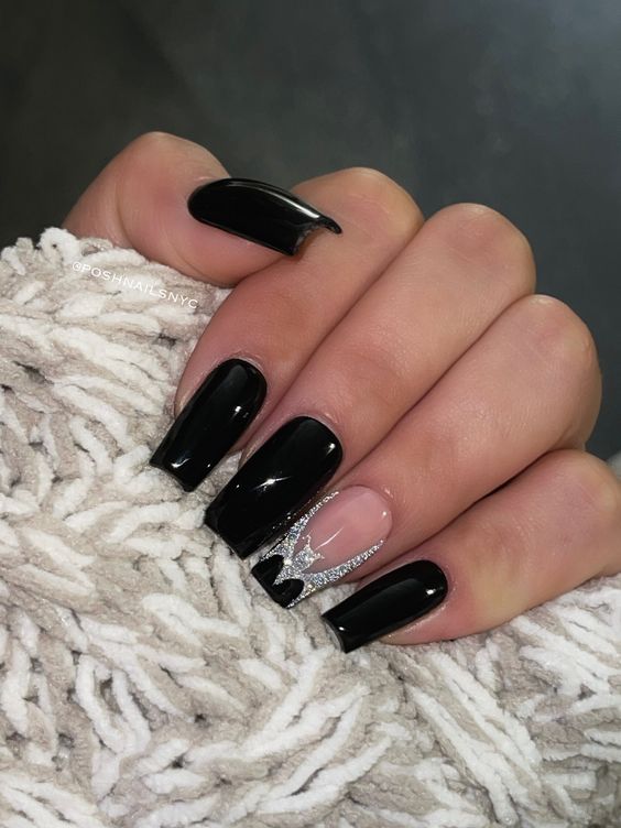 Black Halloween Nail Ideas