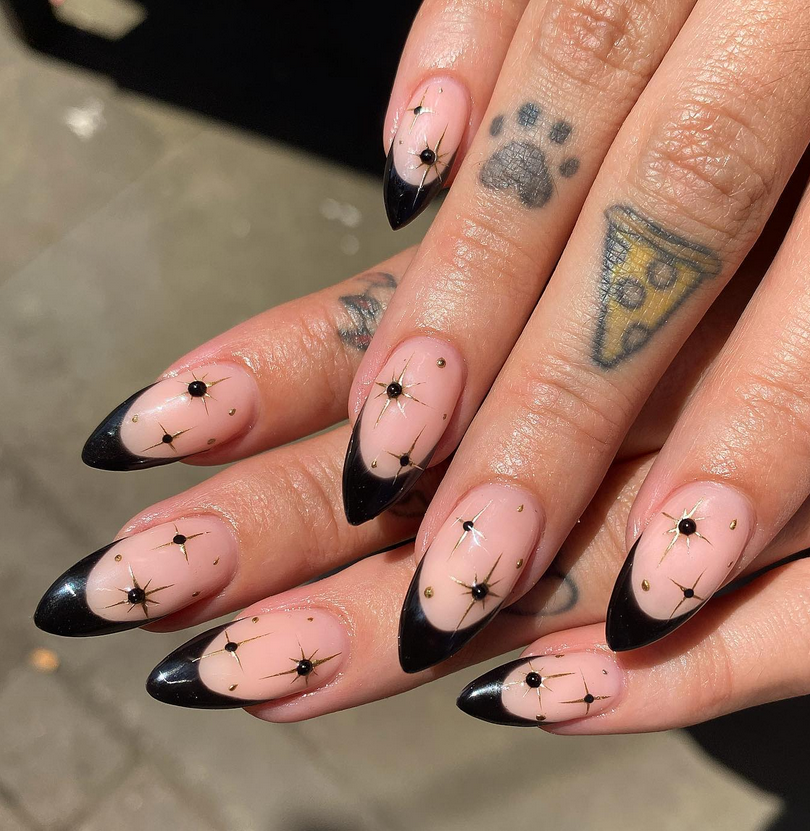 Black Halloween Nail Ideas