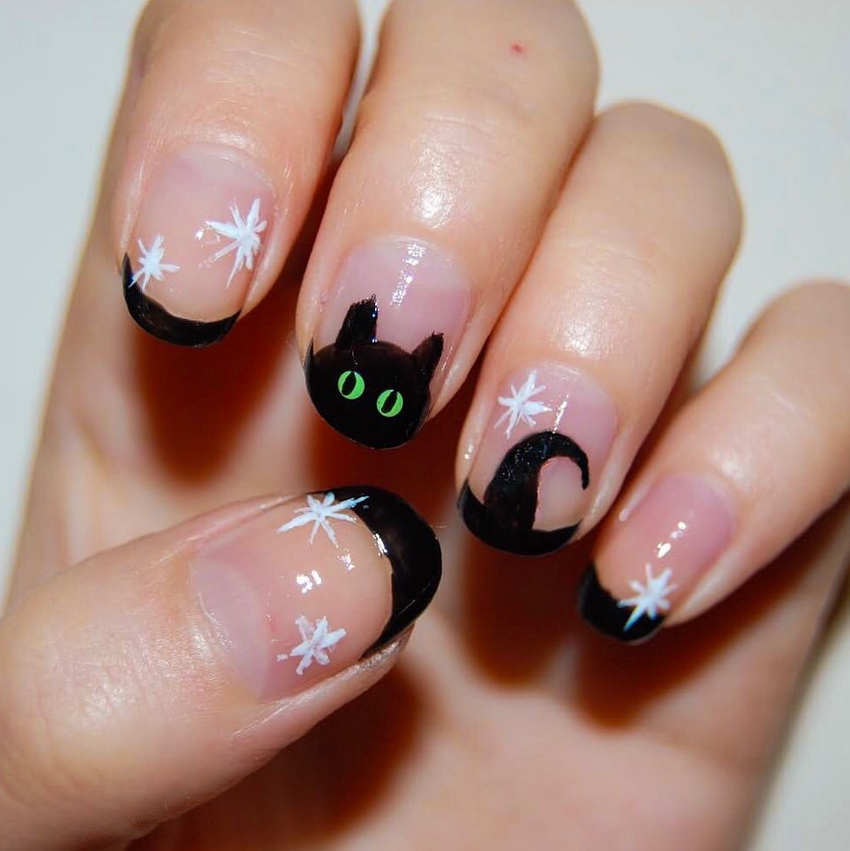 Black Halloween Nail Ideas