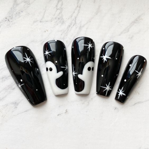 Black Halloween Nail Ideas