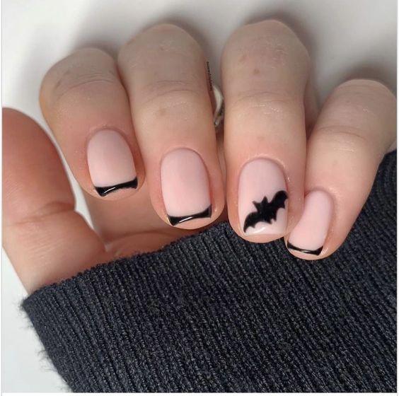 Black Halloween Nail Ideas