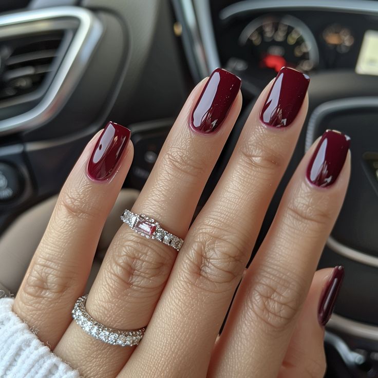 Festive Holiday Nail Ideas