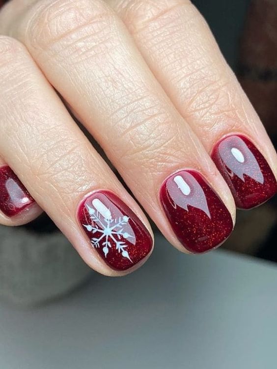 Snowflake Nail Ideas