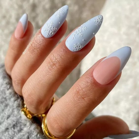 Snowflake Nail Ideas