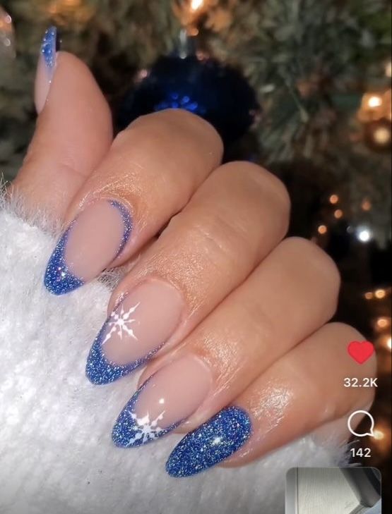 Festive Holiday Nail Ideas