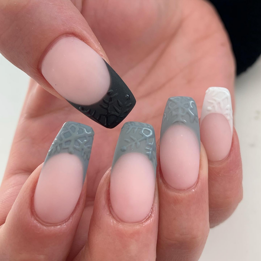 Snowflake Nail Ideas